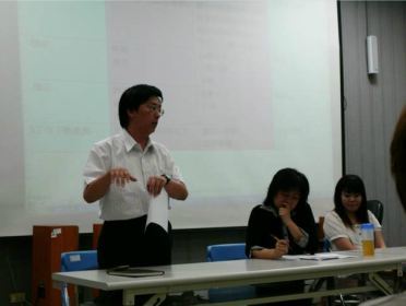 99校友座談會照片02.JPG