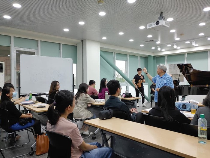 簡名彥教授室內樂大師班